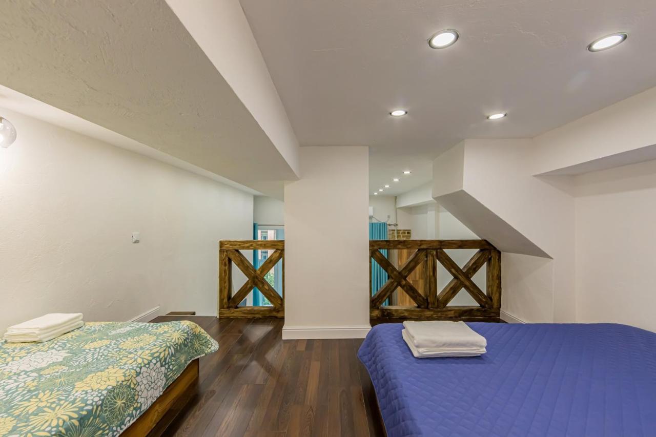 Kyiv Saksahanskoho Apart Hotel Ngoại thất bức ảnh