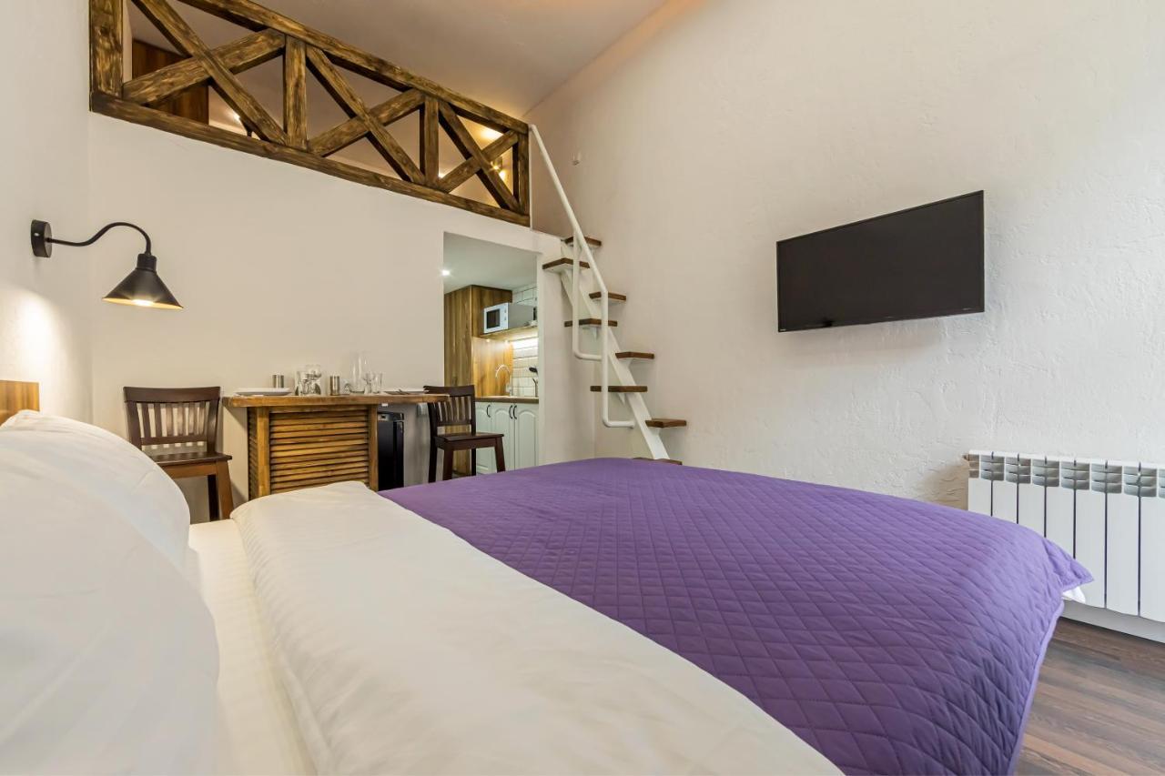 Kyiv Saksahanskoho Apart Hotel Ngoại thất bức ảnh