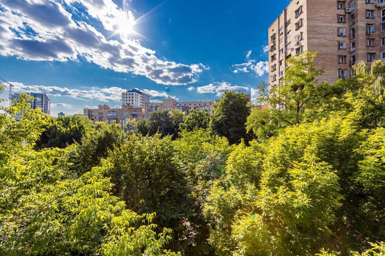 Kyiv Saksahanskoho Apart Hotel Ngoại thất bức ảnh